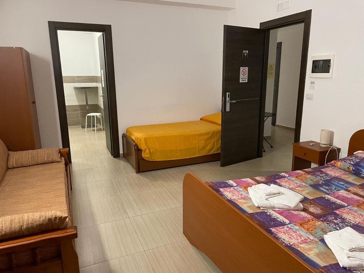 B&B Cuciti Milazzo Exterior foto